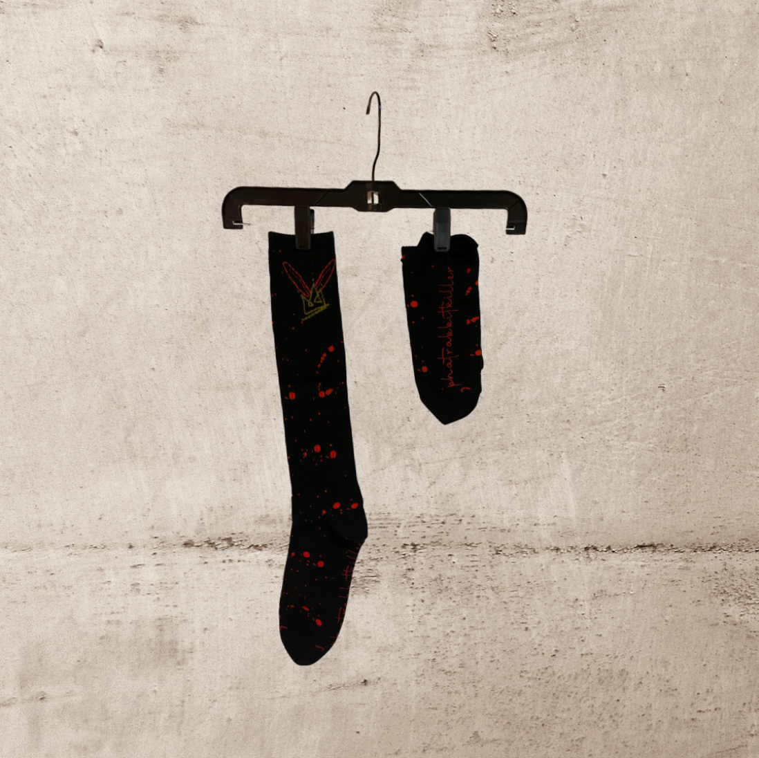 signature sub knee socks